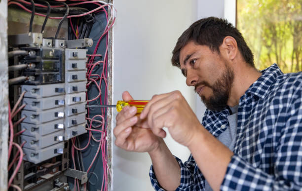 Best Electrical Outlet Repair  in Samsula Spruce Creek, FL